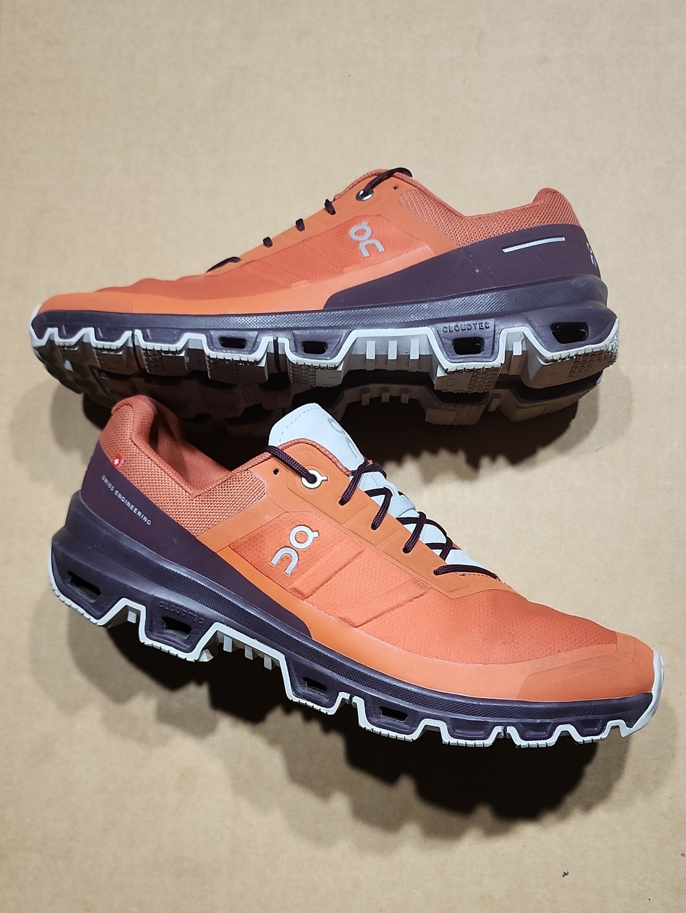 ON Cloudventure Flare Mulberry Sz 10.5